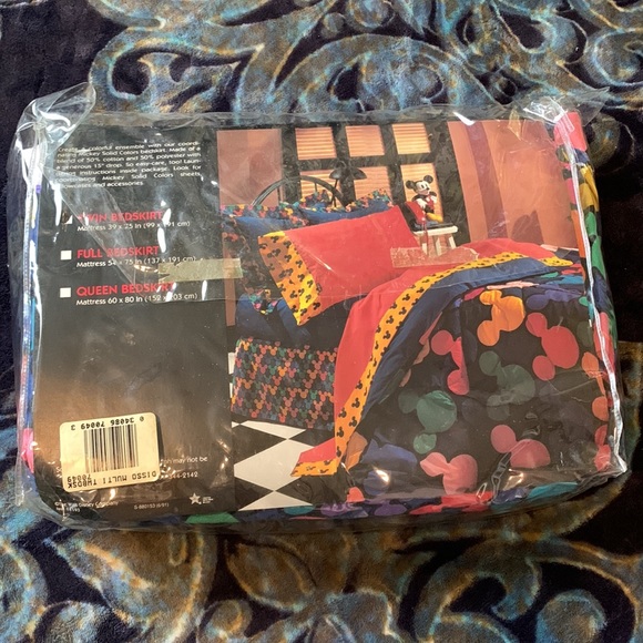 Vintage Twin Bedskirt Mickey Mouse The Walt Disney Company NEW - Picture 5 of 10